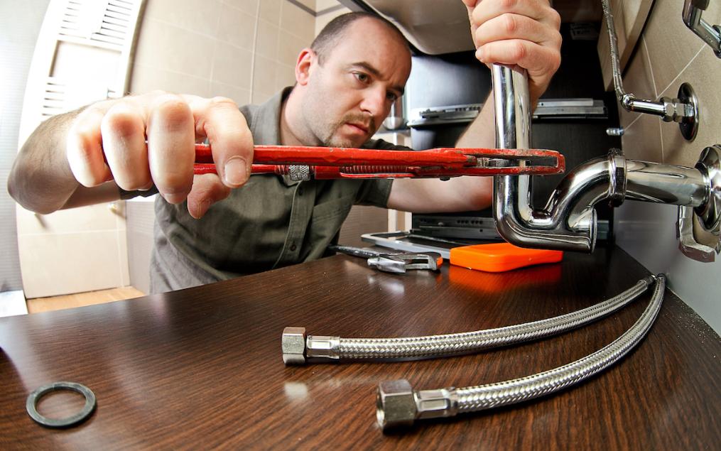 plumber Mudgeeraba